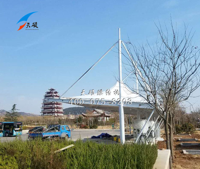 山東山亭區(qū)膜結(jié)構(gòu)停車(chē)棚